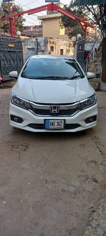 Honda City Aspire 2021 full option 11