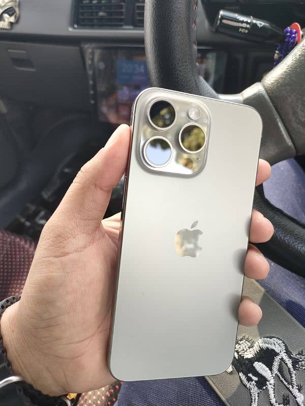 iphone 15 pro max natural titanium 5