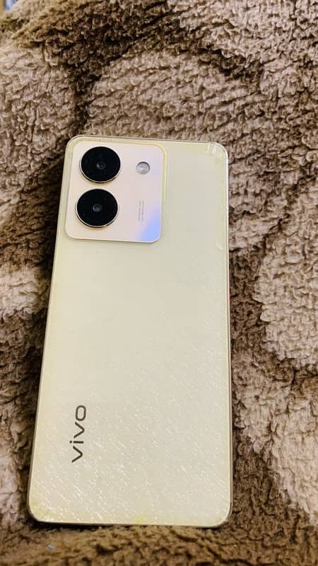 Vivo Y36 1