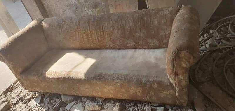 3 seater Sofa sale 4