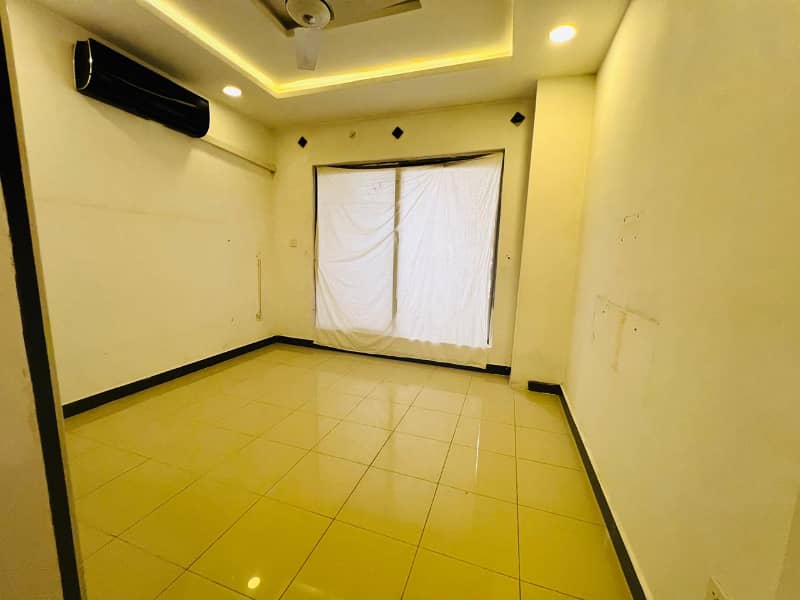 1bed apartment well mention plza front view 11