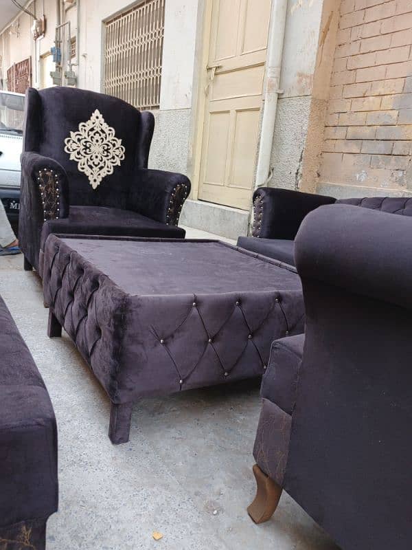 7 seater sofa set + table 3