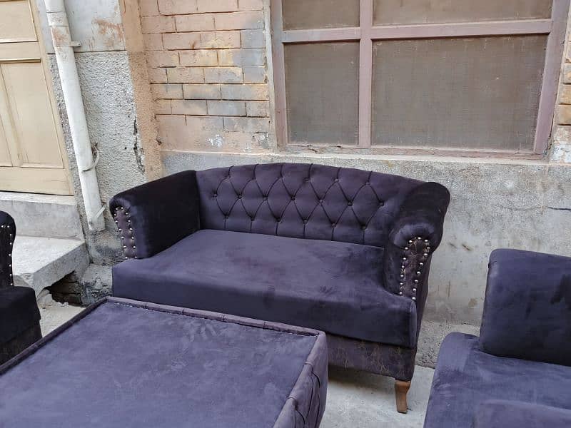 7 seater sofa set + table 5