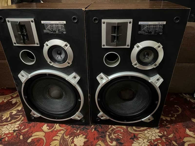 pioneer CS-305 speakers 1