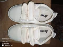 Kids PT shoes 28 no 03232050882 whtsapp