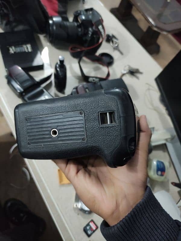 canon 6D only body 1