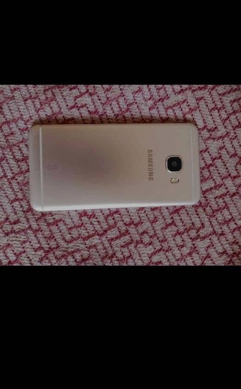 Samsung c5 4gb / 32gb  AMOLED display front finger all okay only phone 3