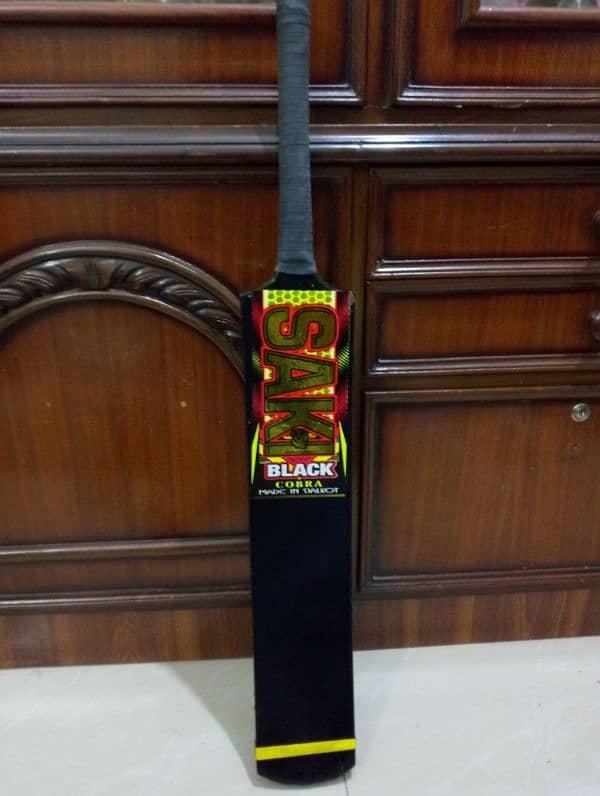 Best Tape Ball Bats 1