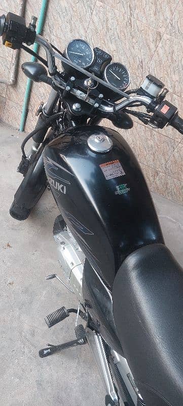 suzuki 150 GS | Model Nov 2021 | black | Lahore 3