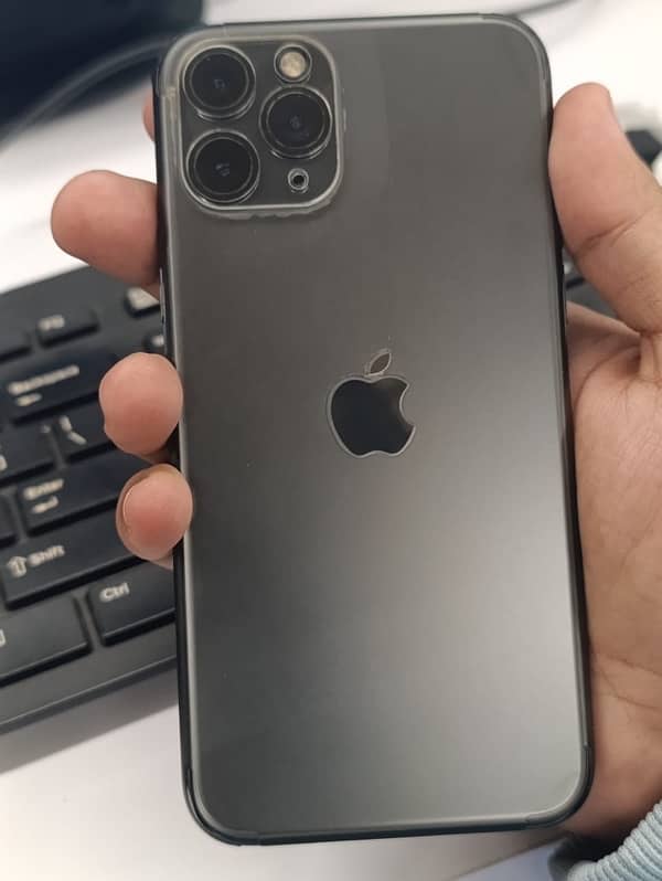 iPhone 11 Pro Fu 3