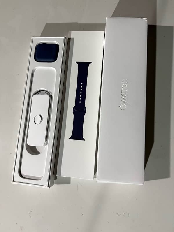 Apple Watch Series 6 44mm GPS 0