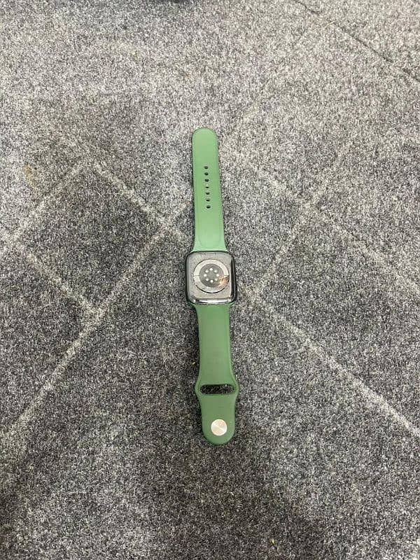 Apple Watch Series 7 (45mm, GPS, Green) 1