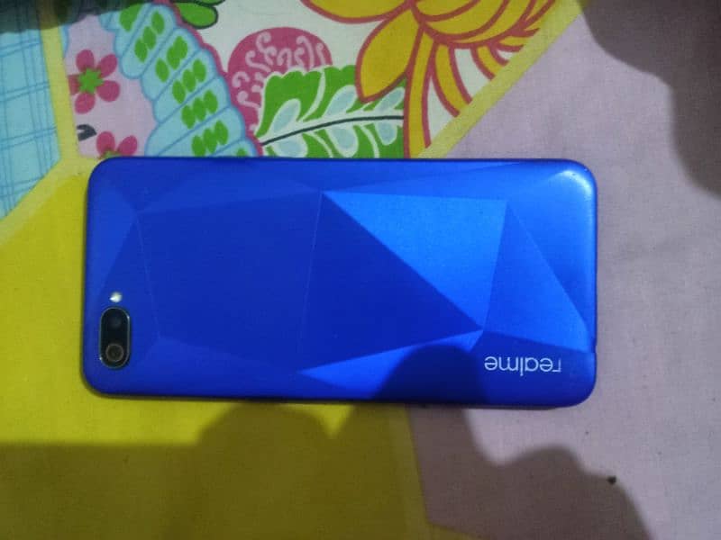 realme C2 1