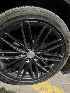 Rapid Dish 18 inches rims with tires