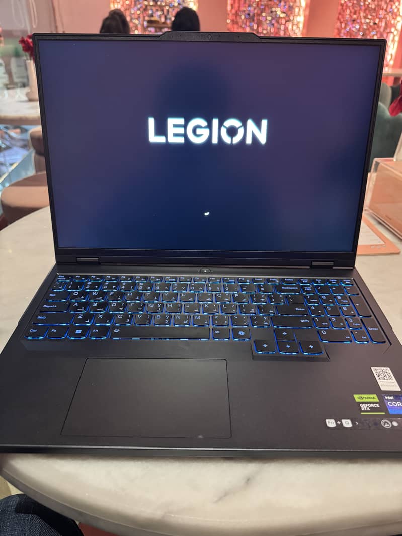 Legion Pro 5 - I9-14900 HX - RTX 4070 - 32GB/1TB SSD 0