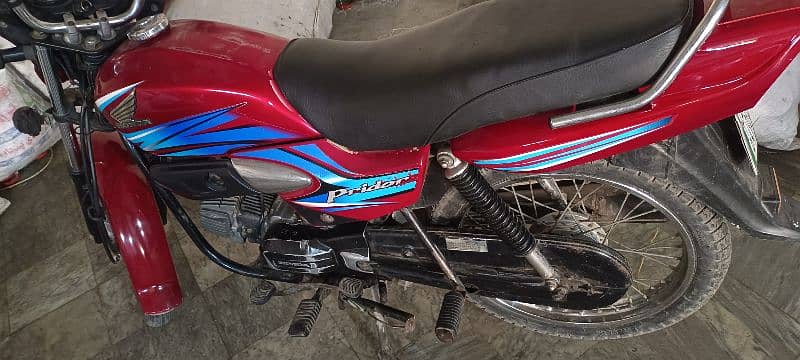 Honda pridor 2017 b model Hai urgent sale krni hai 3