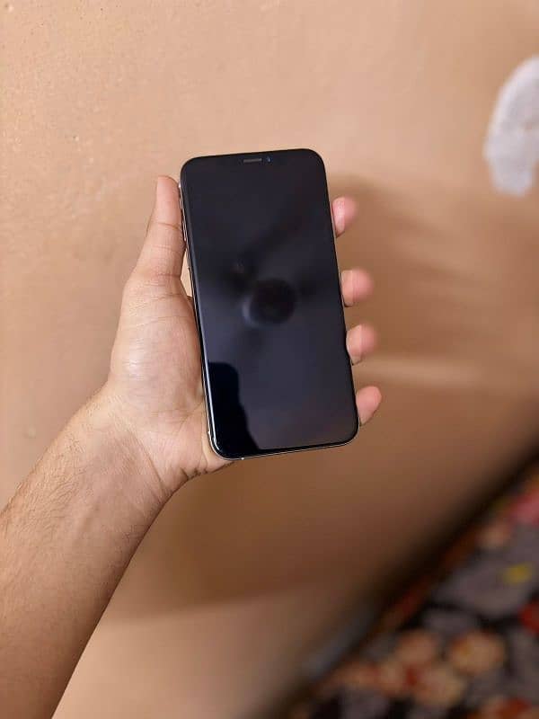 IPhone XS 64 GB non PTA factory unlock 2