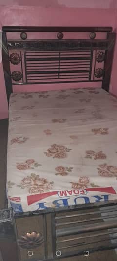 iron bed with mettress 4 by 6 3 by 6 with mettress