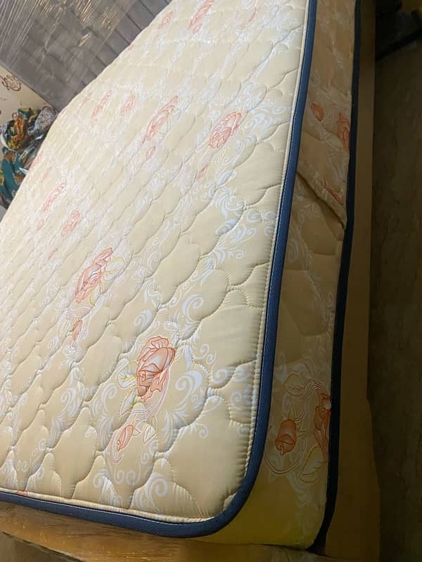 spring double king size mattress just like new 0