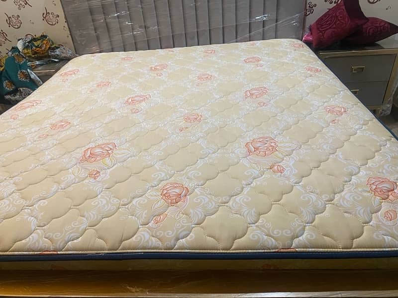 spring double king size mattress just like new 3