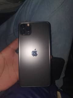 iphone 11pro max (256)(pta approved)