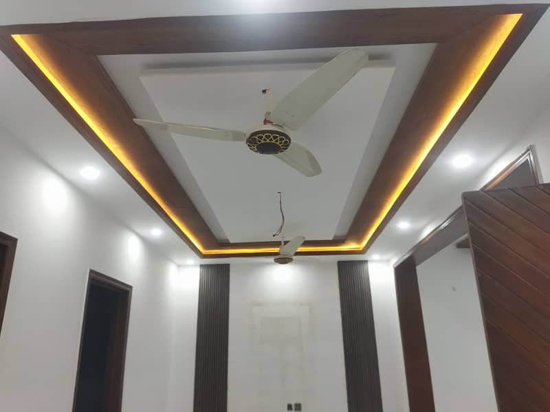 10 marla lower portion available for rent in shadaab garden main ferozpur road Lahore 39