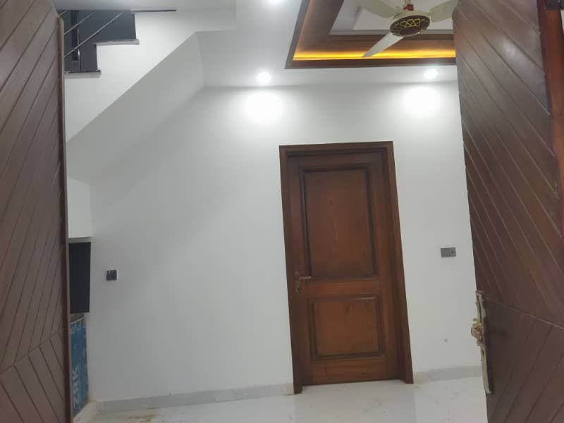 10 marla lower portion available for rent in shadaab garden main ferozpur road Lahore 40