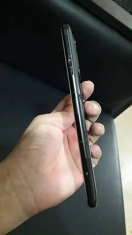 Redmi k40 gaming 10/10 condition 12/256 GB only 40k 1