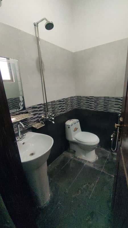 5 Marla Brand New House Available For Rent In Shadab Garden Main Ferozpur Road Lahore 1