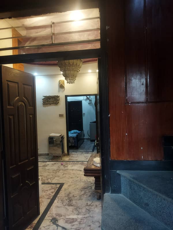 4 Marla Upper Portion Available For Rent In Shadaab Garden Main Ferozepur Road Lahore 28