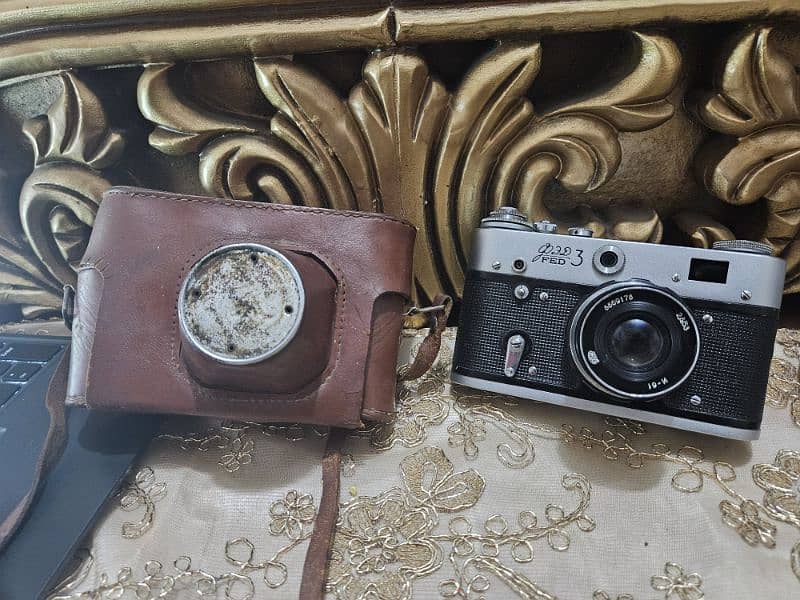 Old 1961 Antique FED 3 Rangefinder Ukranian Camera Vintage 7