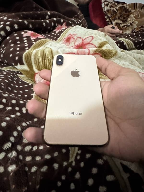 iphone XS 1