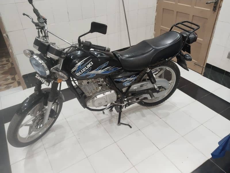 Suzuki Gs150 SE 2022 model Islamabad number lush condition 0