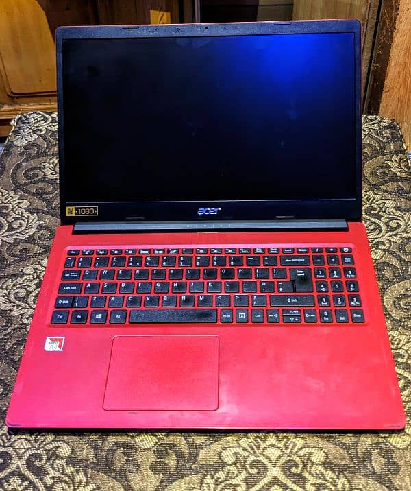 Acer Aspire A315 2020 model SSD+8gb Ram RadeonR3 2