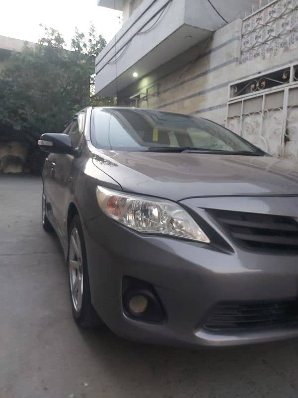 Toyota Corolla Altis 2013 6