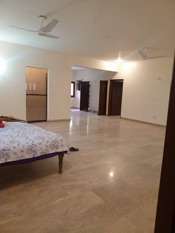 Lower Portion Available For Rent Dha Phase 4 7