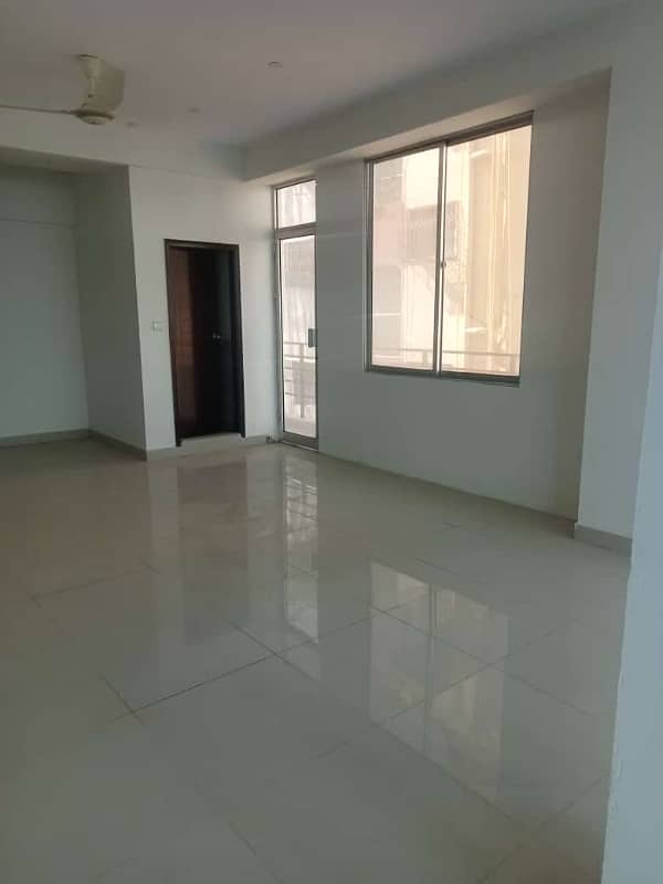 Office available in rent dha Phase 7 sehar commercial 11