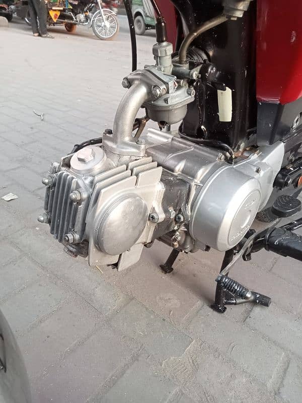 HONDA 70 BRAND NEW CONDITION 2