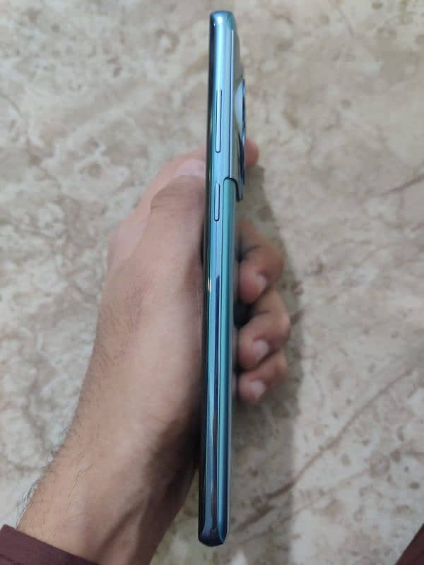 Oneplus ace 2 pro ,16/512 , 5000 mah ,non pta 1