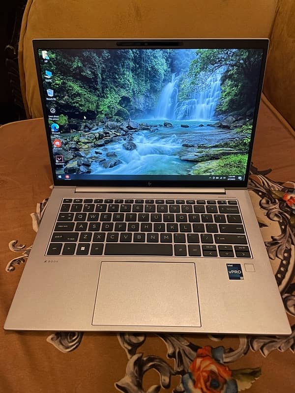 Hp zbook G10 Laptop i7 13Gen 0