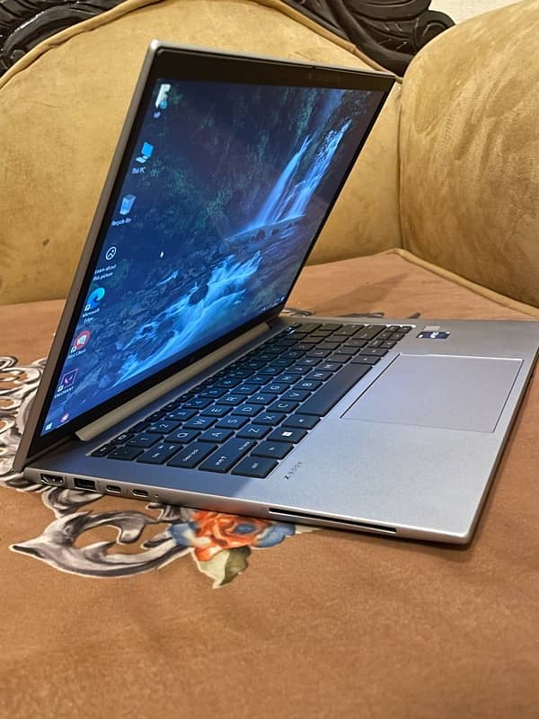 Hp zbook G10 Laptop i7 13Gen 1