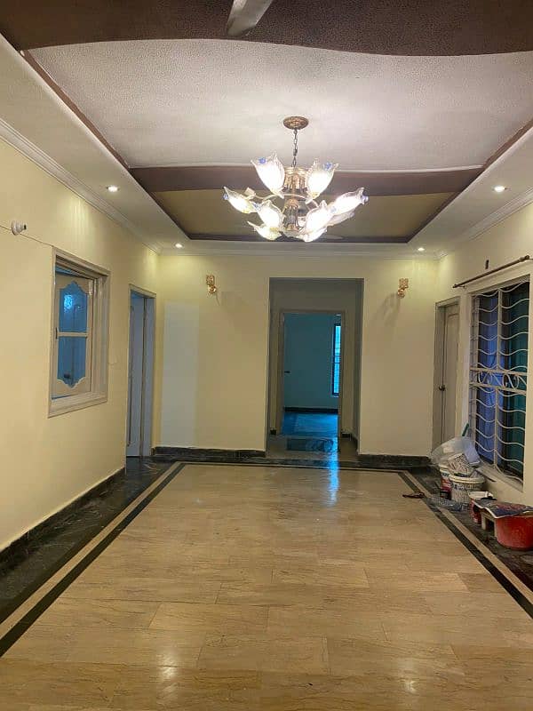 3bed Family Flat 4 rent in Muslim town near metro station 9