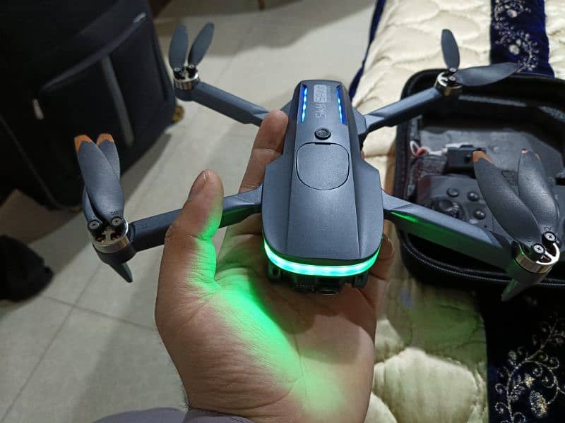 drone with 2 batteries 4