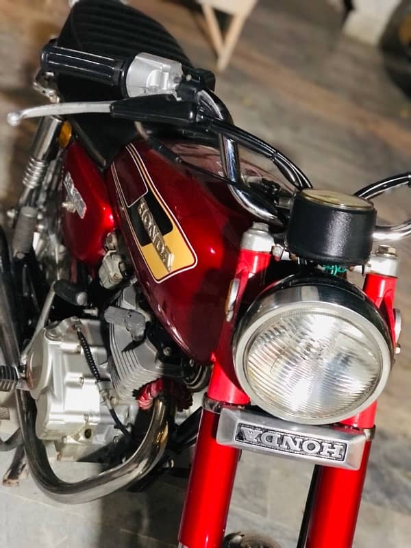 CB100 Honda 1976 model 2