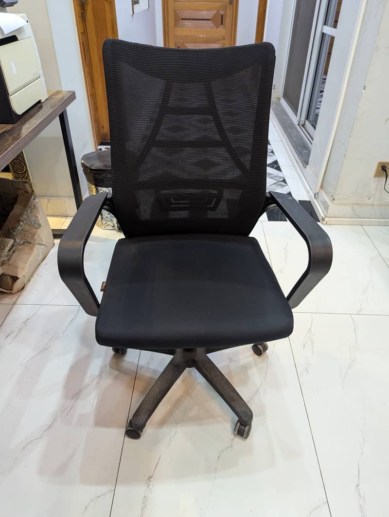 Executive Revolving Office Work Chair-TrendWood 7