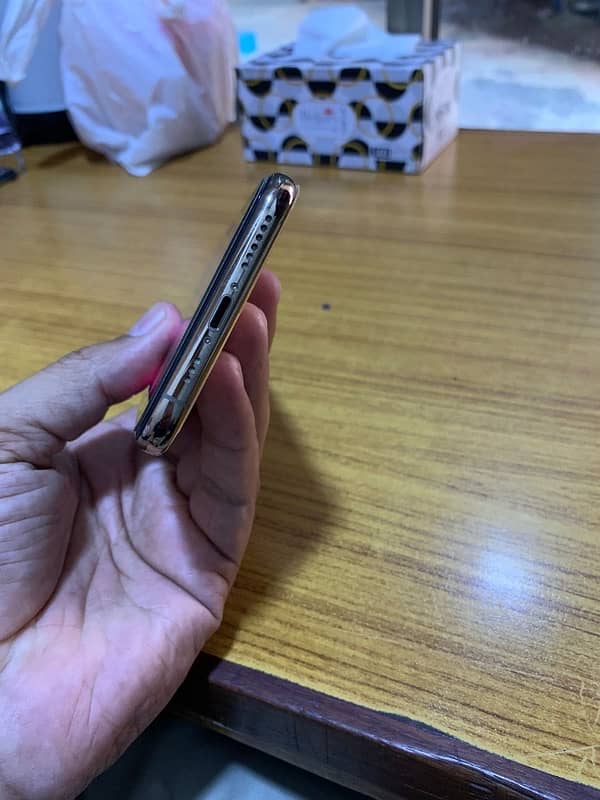 I phone 11 pro PTA Approved 2