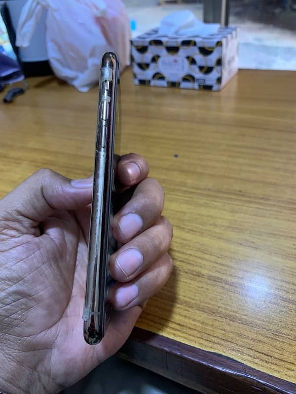 I phone 11 pro PTA Approved 3