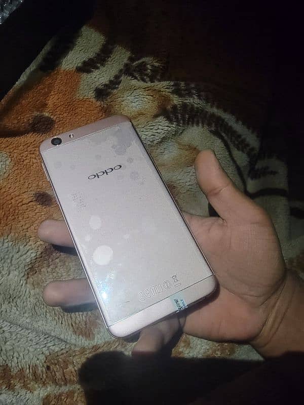 oppo F1s 4/64 like new p. t. a aprove freshh Bulbul ka bacha 2