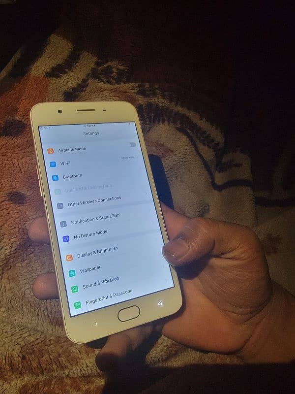 oppo F1s 4/64 like new p. t. a aprove freshh Bulbul ka bacha 4