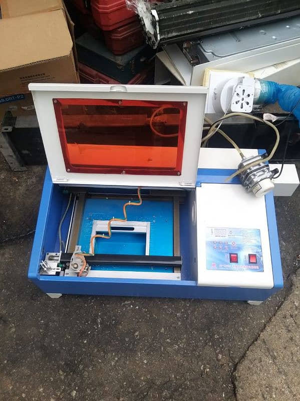 co2 laser cutting machine a4 0